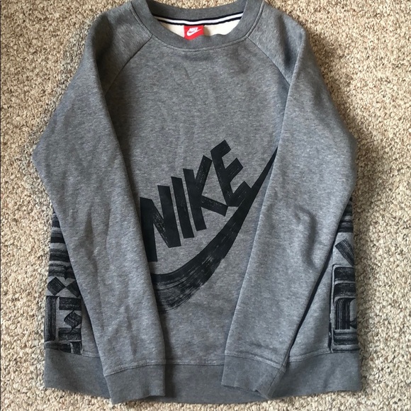 Nike sweatshirt